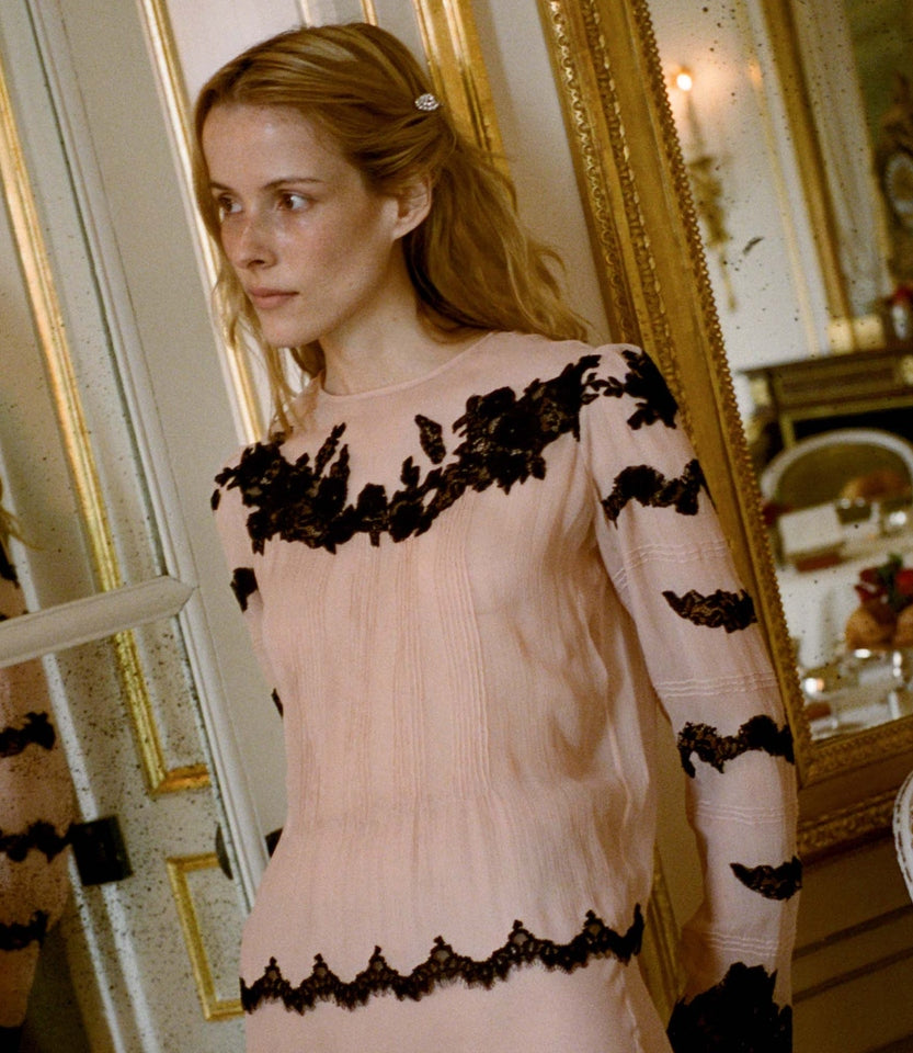 ALBERTINE ANNIVERSARY TOP -- SOFT PEACH